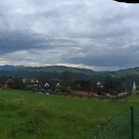 Pod Grapom منزل للإقامة *