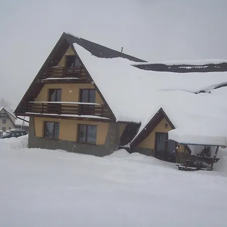 Pod Grapom منزل للإقامة *